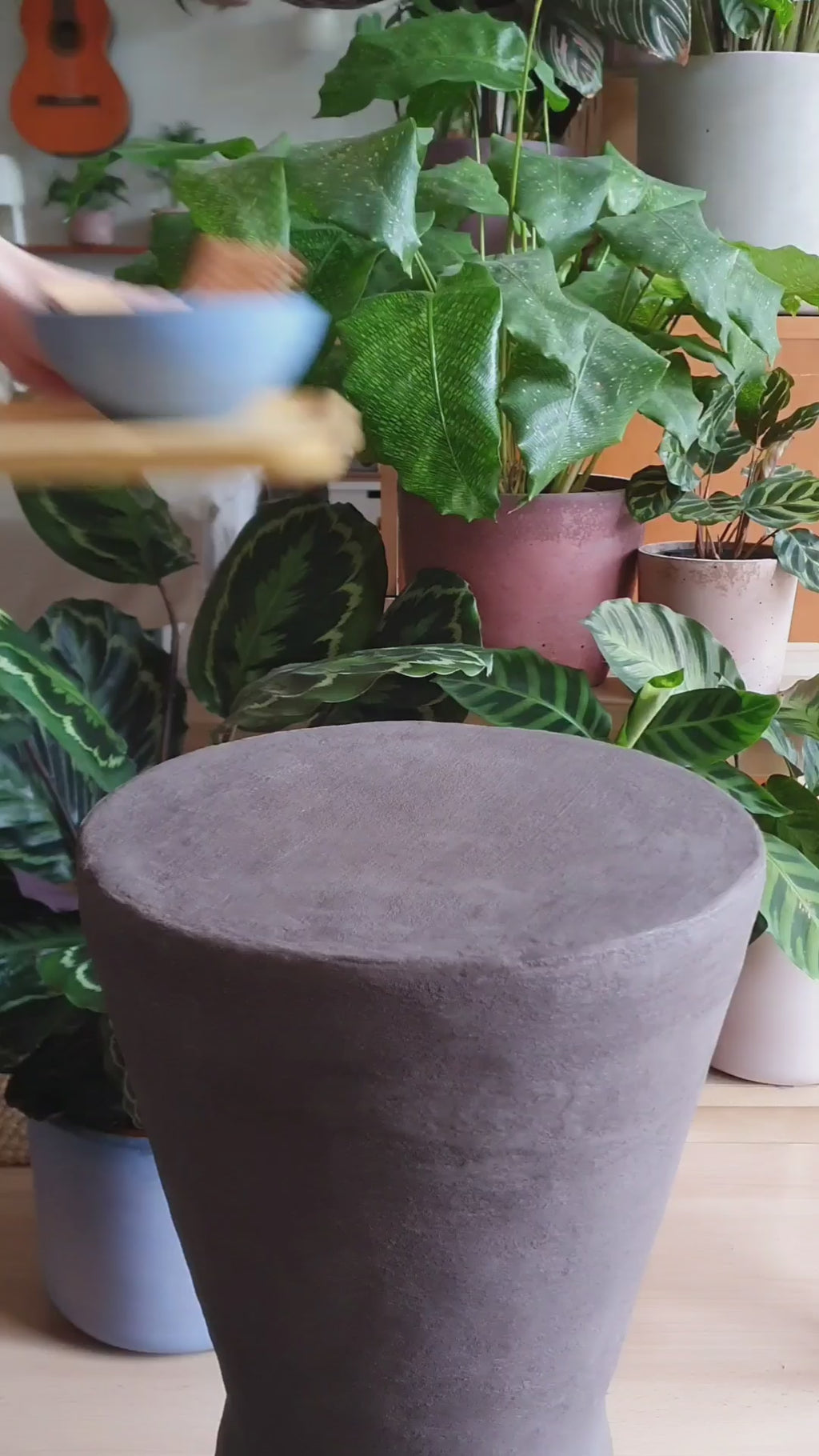 Timglas learakóasztal