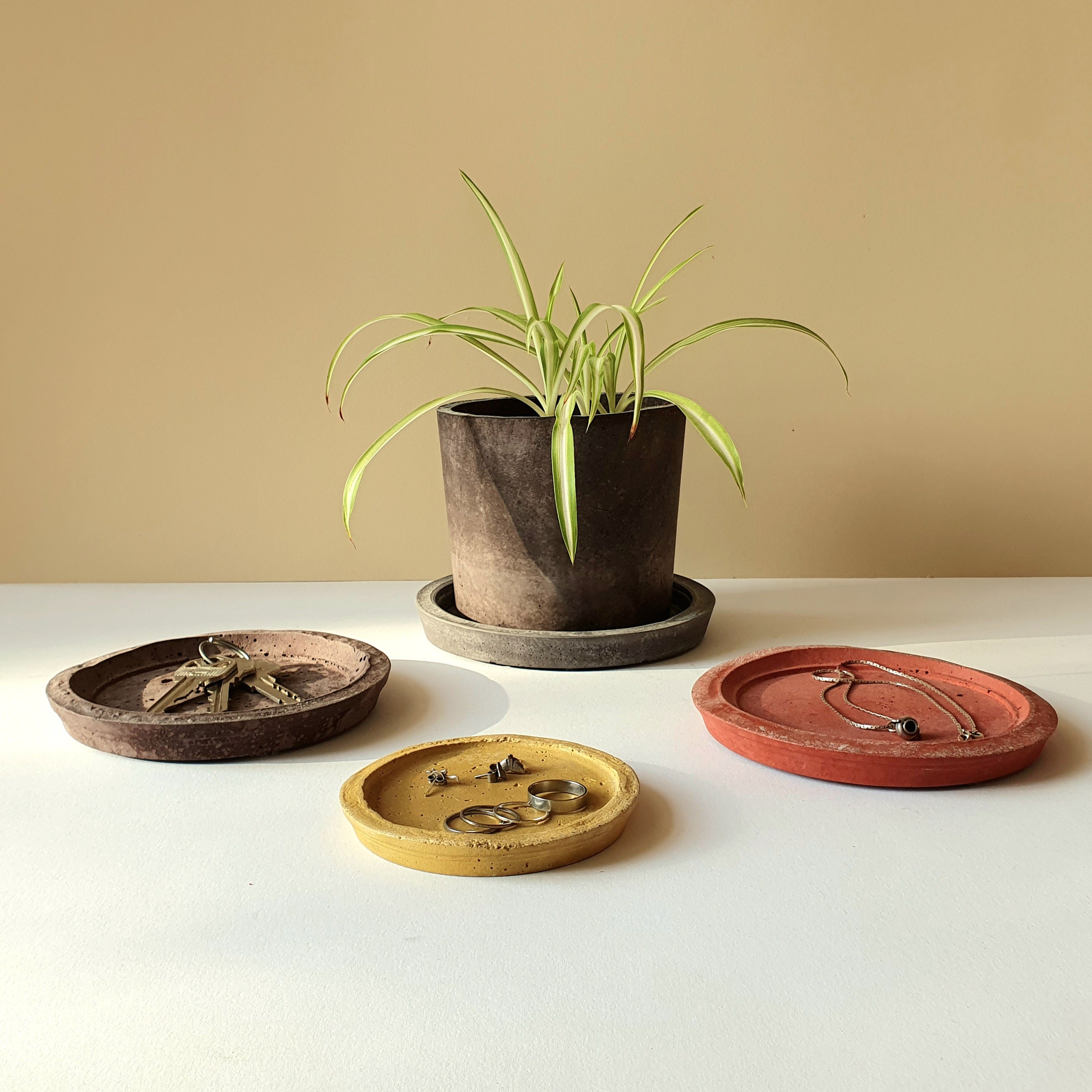 Krug tálcák - 5 méret