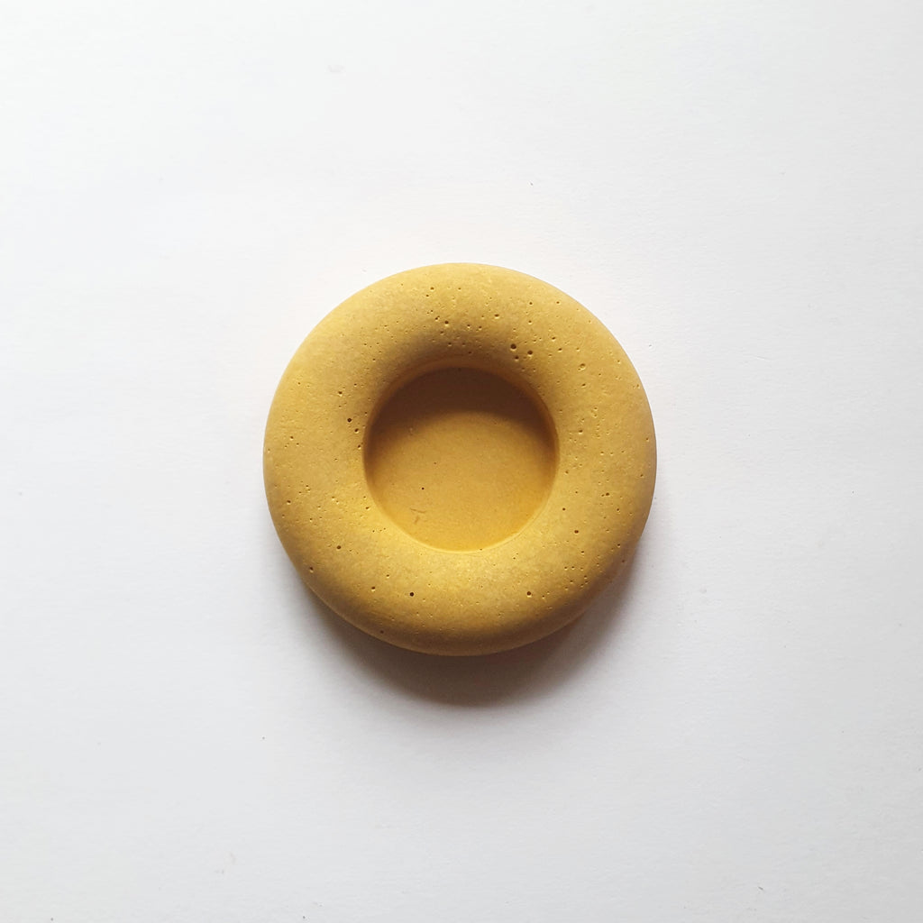 Baburu mécsestartó