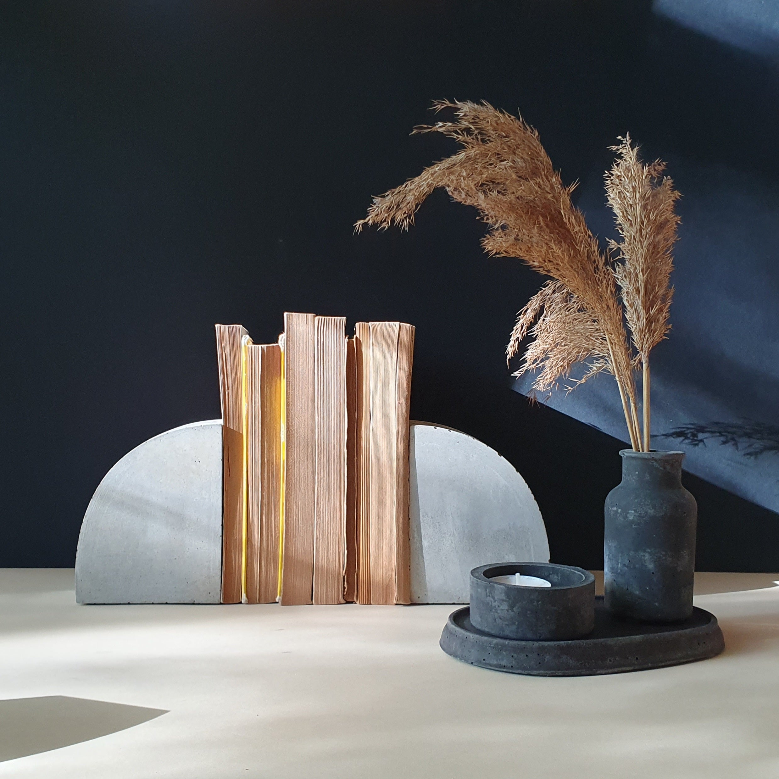 Stögur könyvtámasz