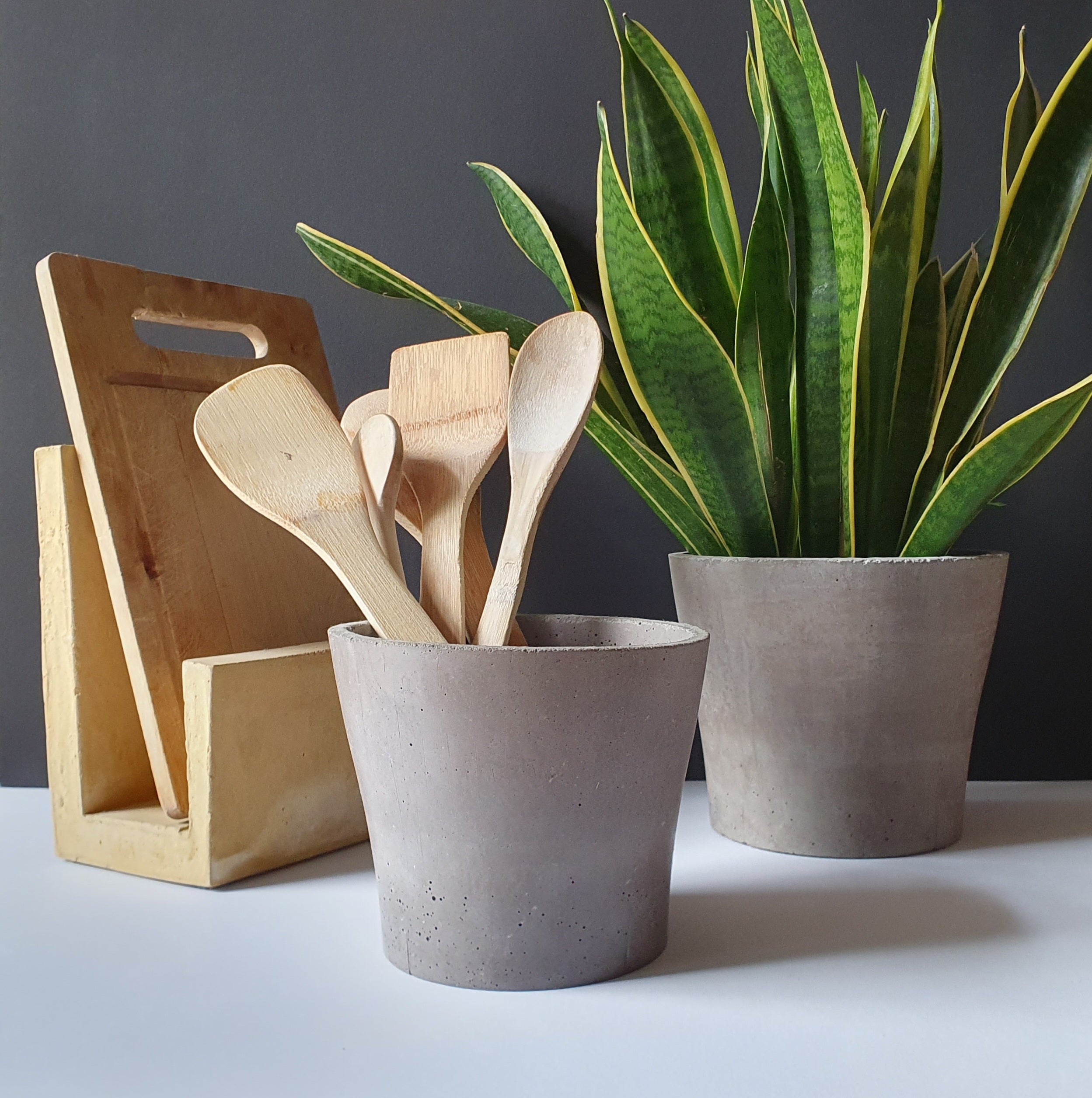 Buet kaspók - 2 méret