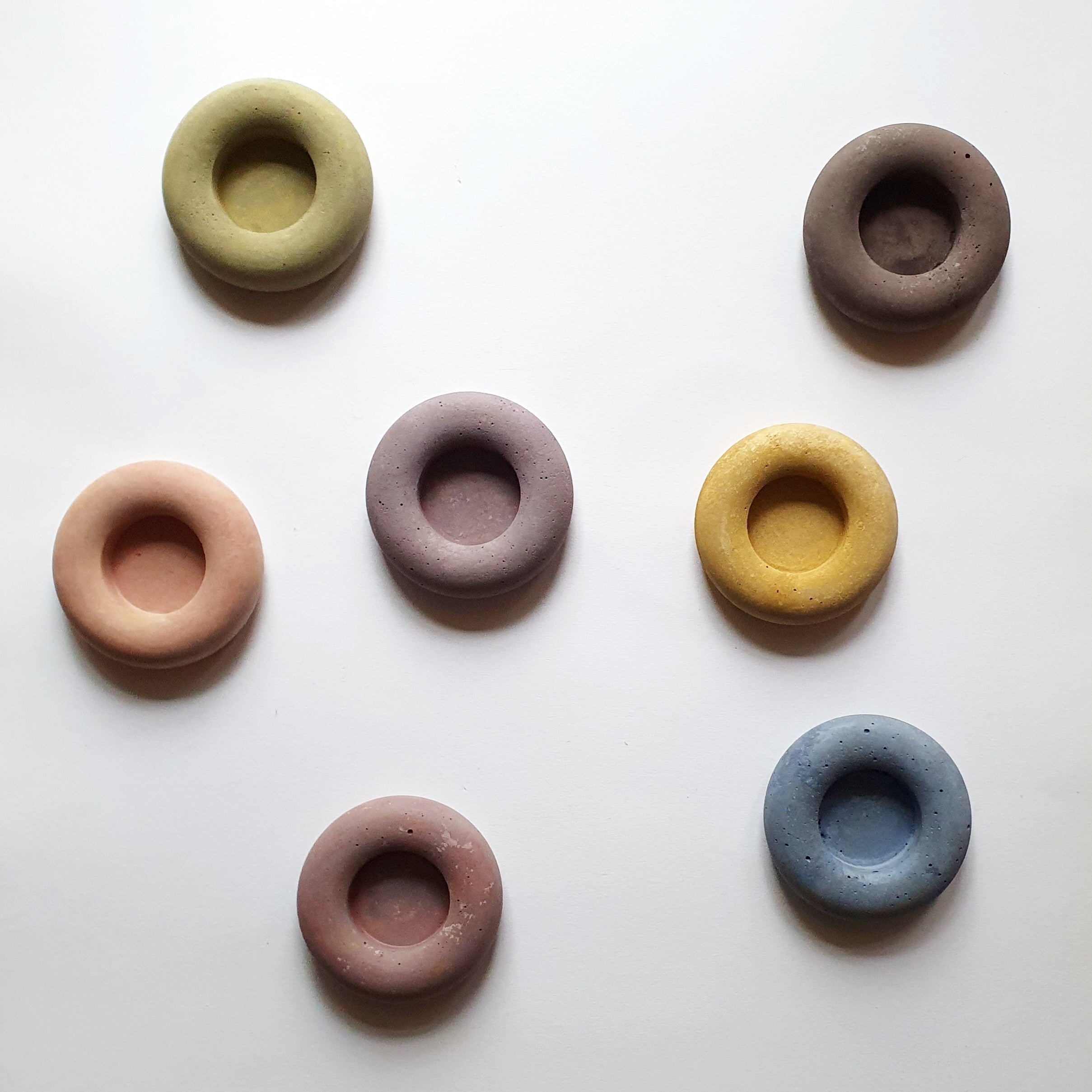 Baburu mécsestartó