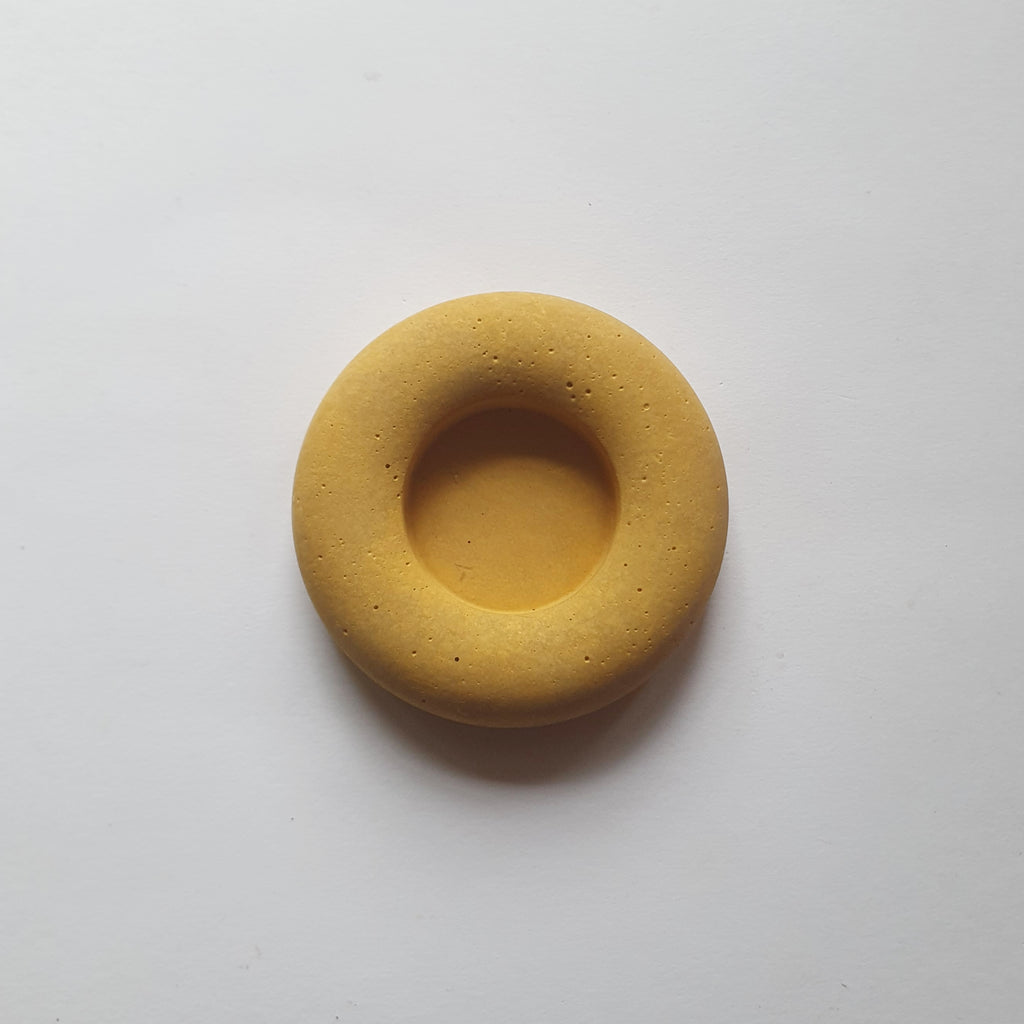 Baburu mécsestartó