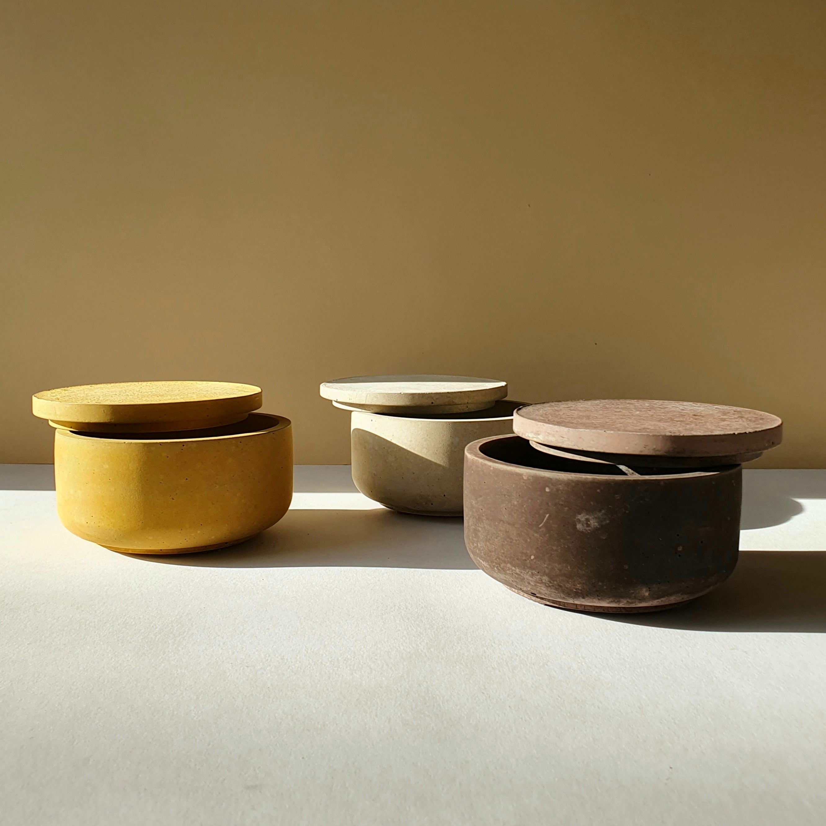 Dekket tárolóedény